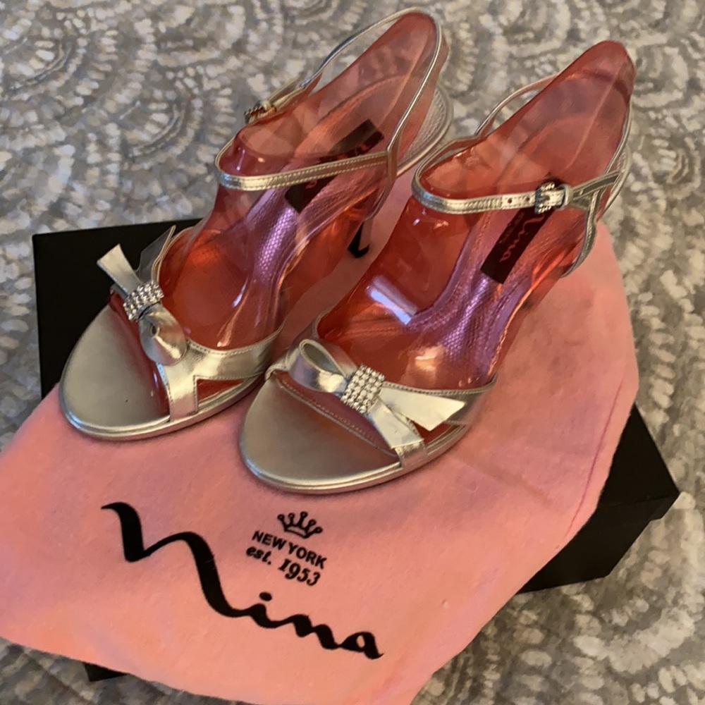 Women’s Nina Heels Size 7